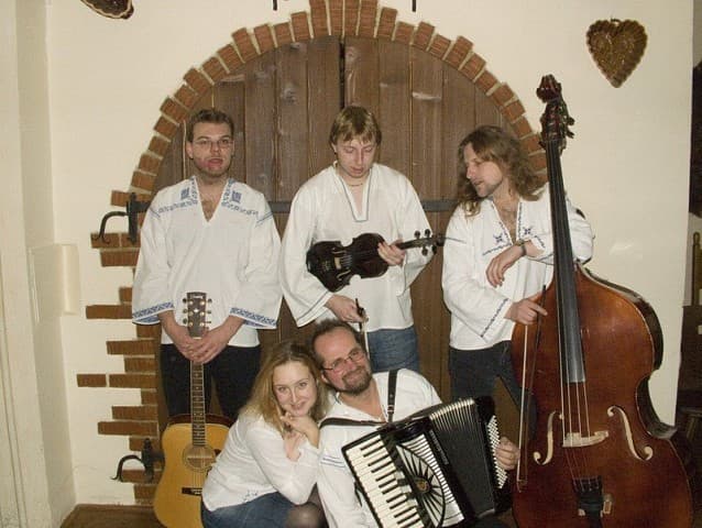 Dareband