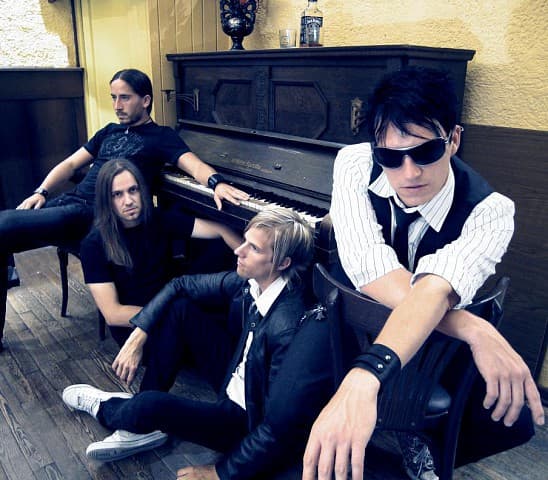 ILLECTRONIC ROCK