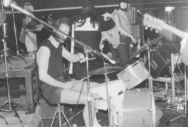 Quasiband