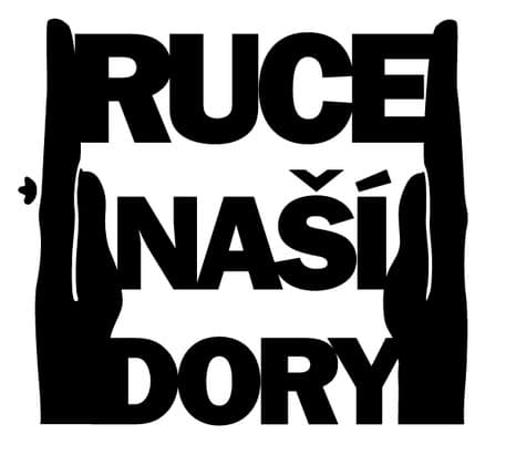 Ruce naší Dory