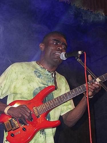 Tshikuna