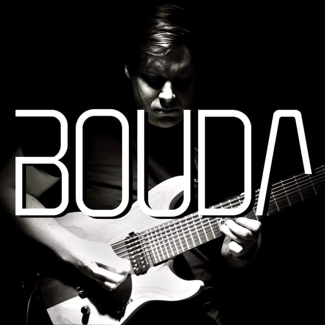 BOUDA